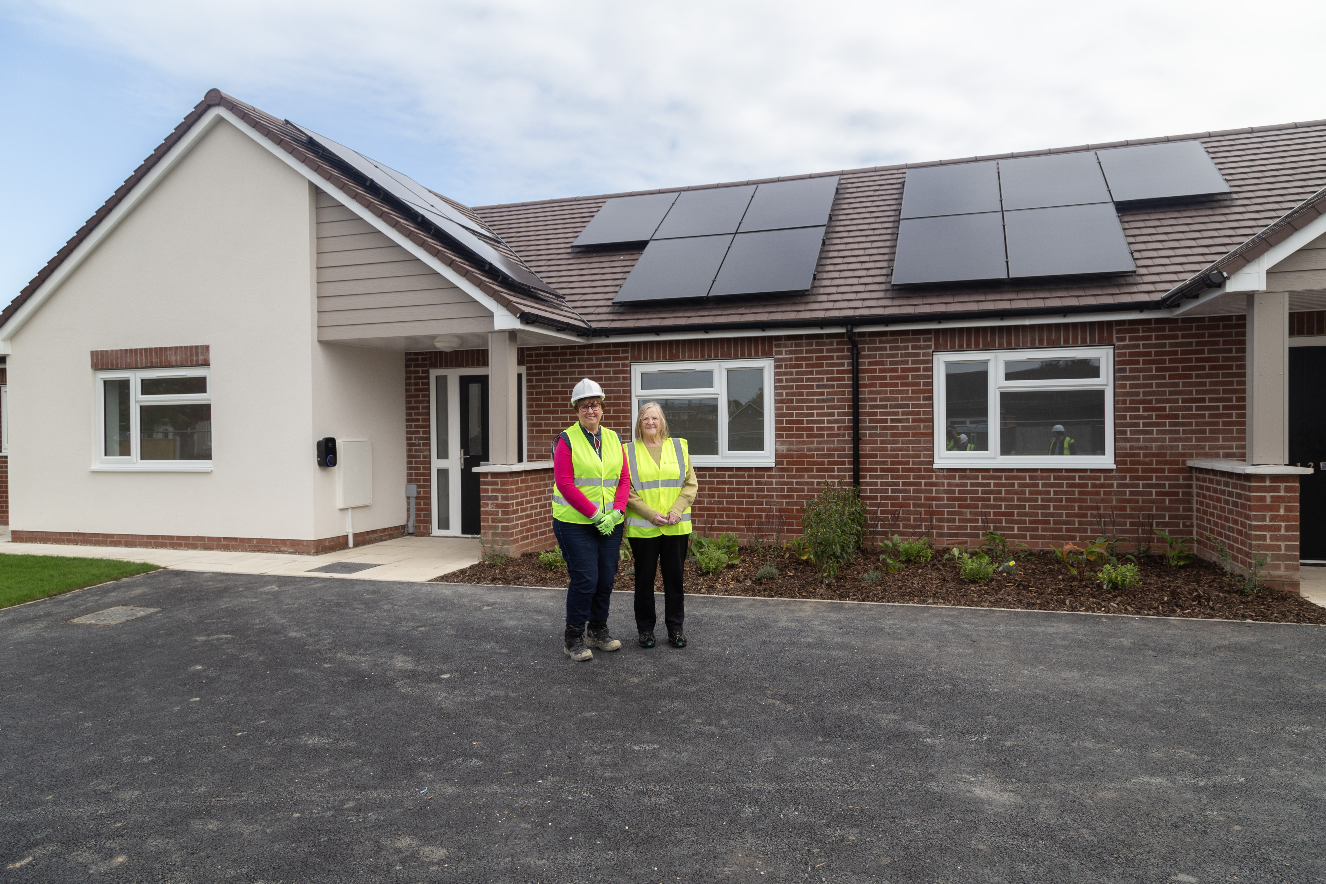(L-R) Councillor Tricia Gilby and Councillor Jean Innes on a site visit to Middlecroft 